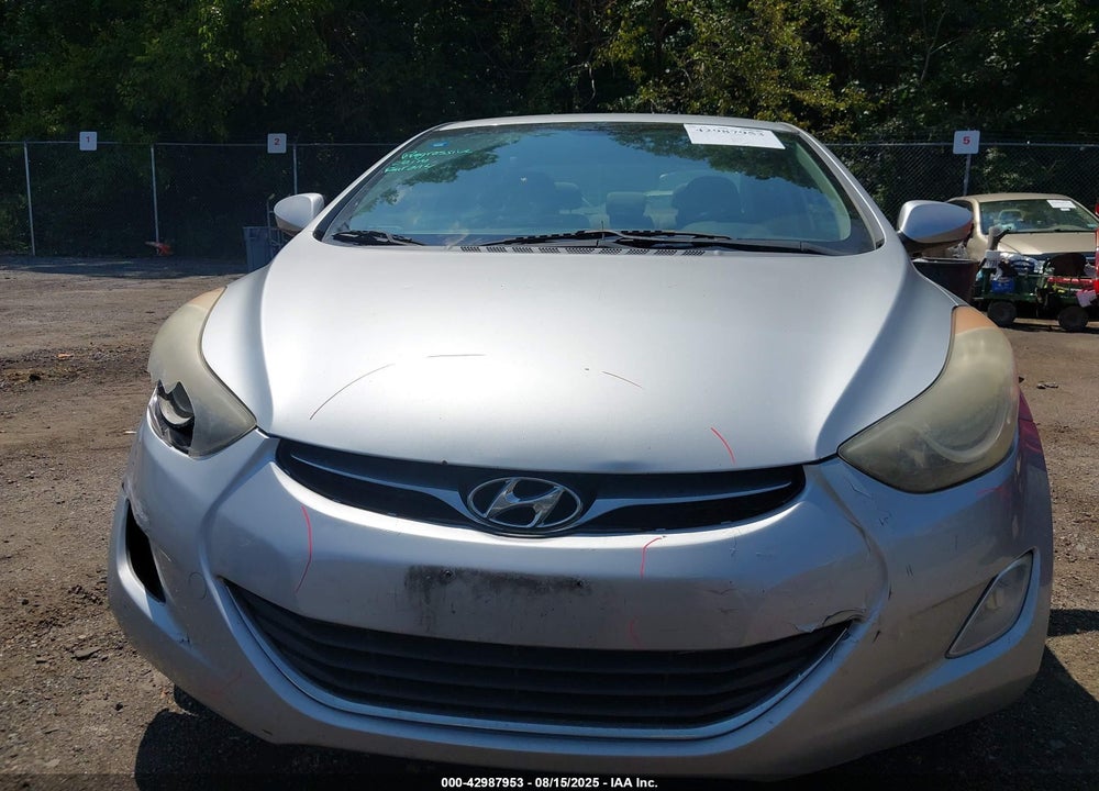2013 HYUNDAI ELANTRA VIN: 5NPDH4AE6DH163885
