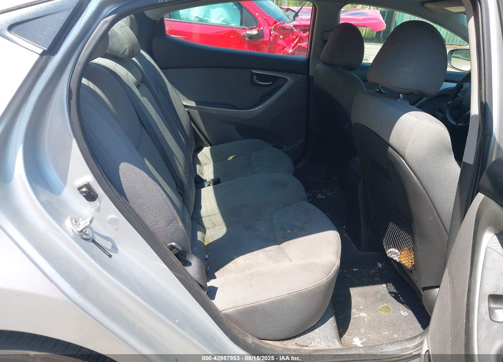 2013 HYUNDAI ELANTRA VIN: 5NPDH4AE6DH163885