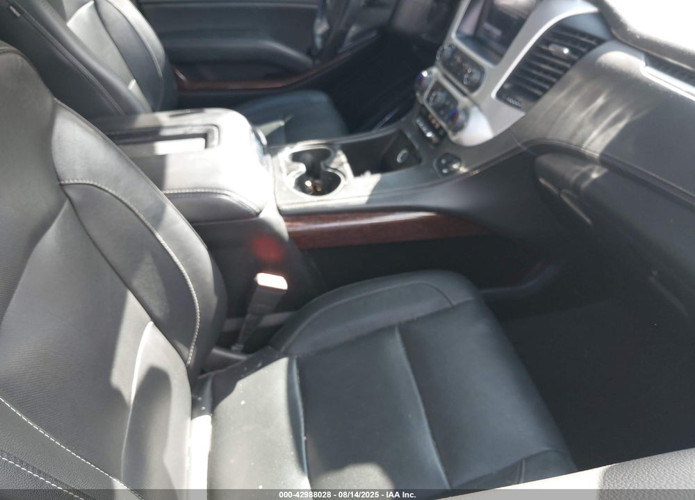 2020 GMC YUKON XL 4WD SLT VIN: 1GKS2GKC0LR240348
