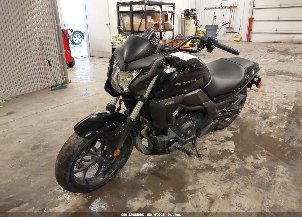 2014 HONDA CTX700 VIN: JH2RC6847EK000928