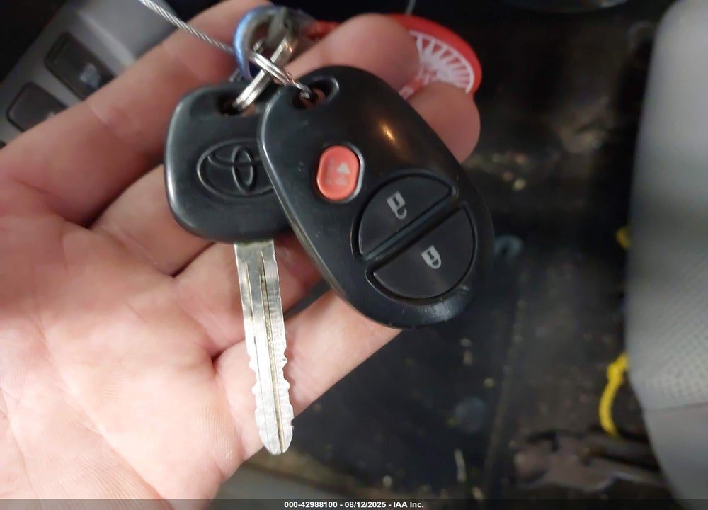 2015 TOYOTA TACOMA VIN: 5TFUU4EN1FX123615