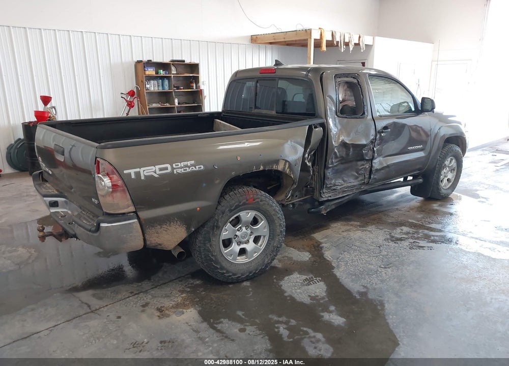 2015 TOYOTA TACOMA VIN: 5TFUU4EN1FX123615