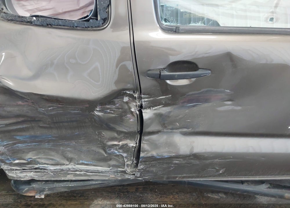 2015 TOYOTA TACOMA VIN: 5TFUU4EN1FX123615