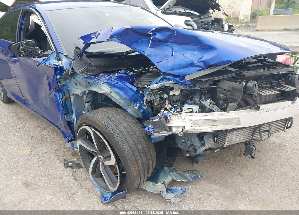 2022 HONDA ACCORD VIN: 1HGCV1F32NA089952