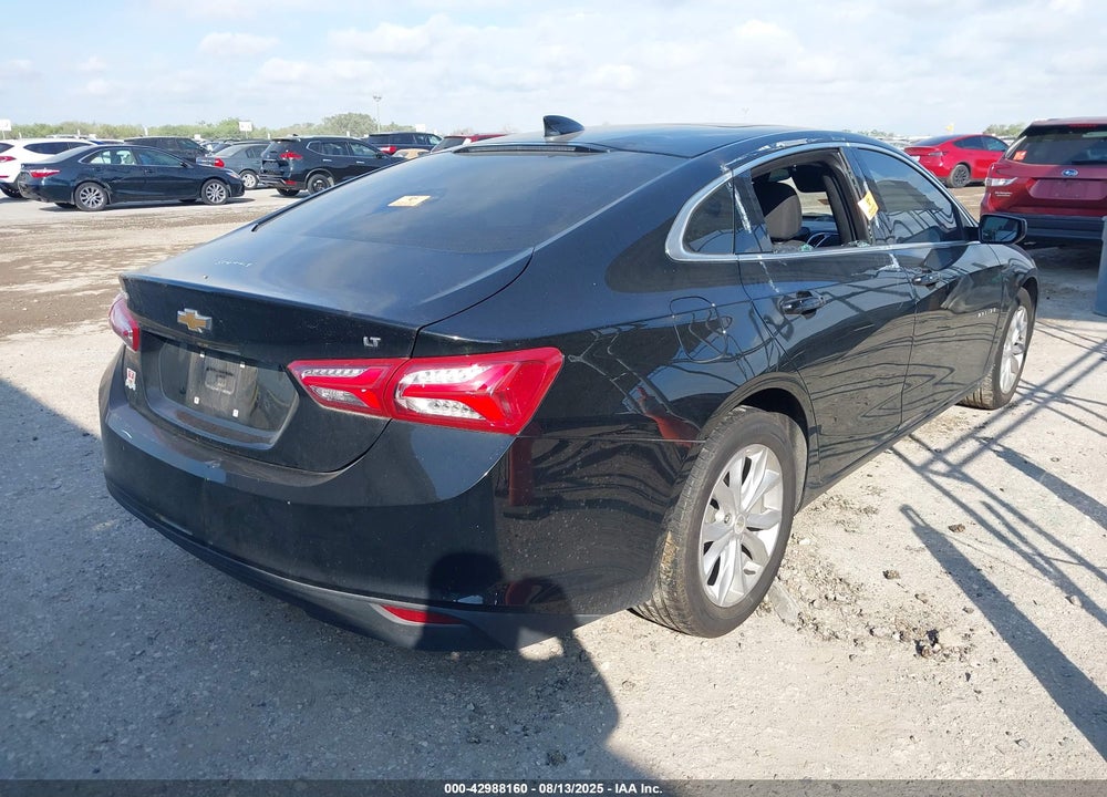 2021 CHEVROLET MALIBU FWD LT VIN: 1G1ZD5ST0MF008529