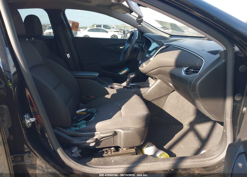 2021 CHEVROLET MALIBU FWD LT VIN: 1G1ZD5ST0MF008529