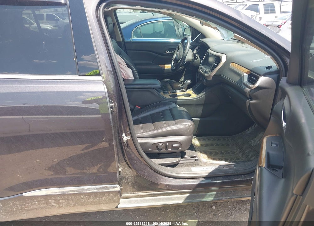 2017 GMC ACADIA VIN: 1GKKNPLS7HZ134385