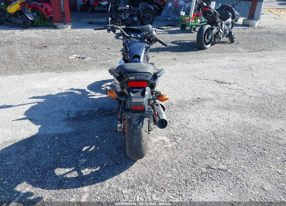 2015 HONDA CTX700 D VIN: JH2RC6949FK100514