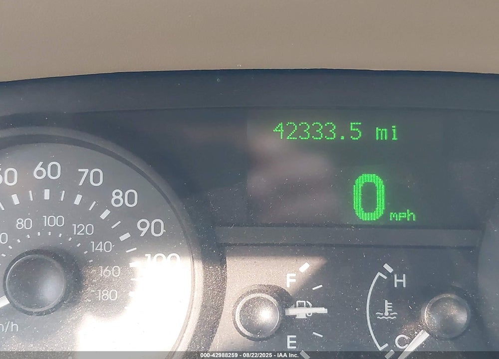 2008 MERCURY GRAND MARQUIS LS VIN: 2MEFM75V38X630232