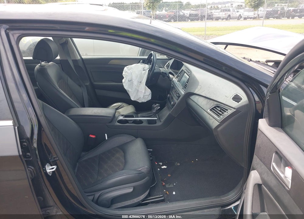 2017 HYUNDAI SONATA VIN: 5NPE34AF8HH437332