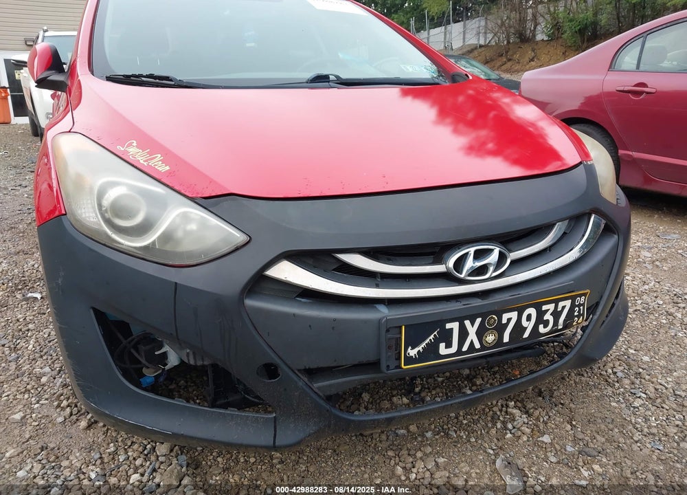 2013 HYUNDAI ELANTRA VIN: KMHD35LE3DU026454