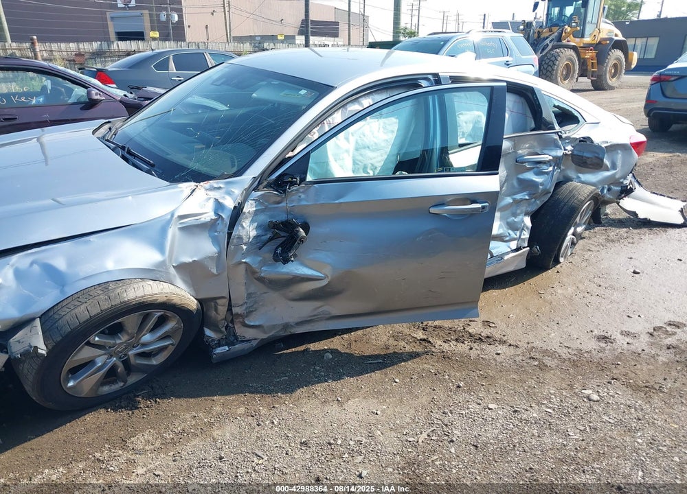 2018 HONDA ACCORD VIN: 1HGCV1F17JA076266