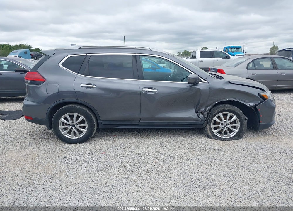 2017 NISSAN ROGUE VIN: 5N1AT2MV2HC730575