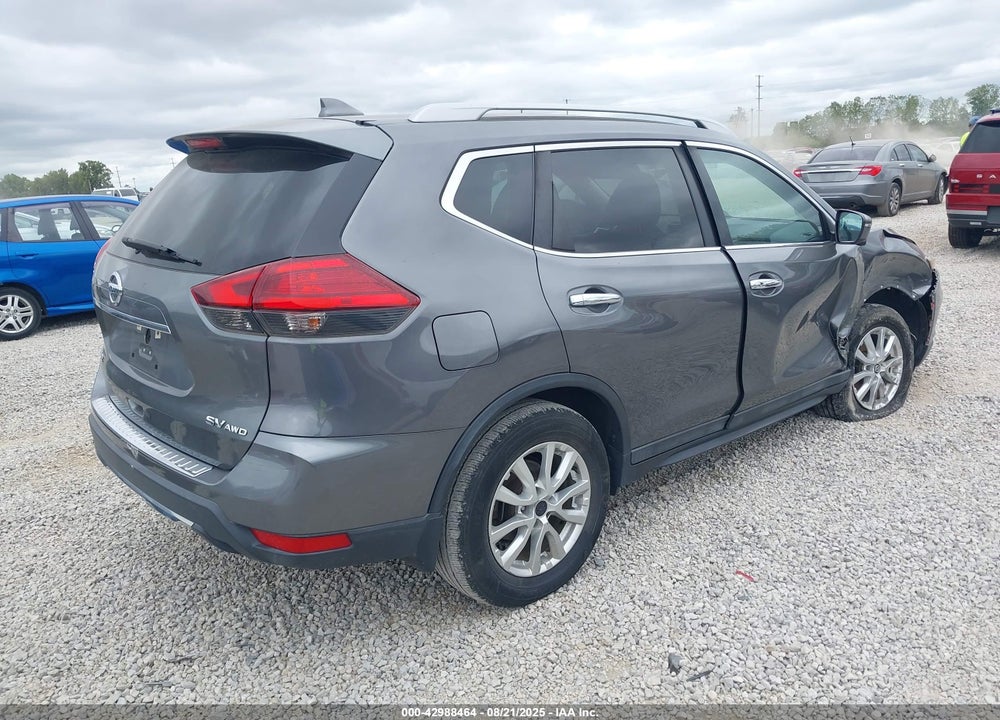 2017 NISSAN ROGUE VIN: 5N1AT2MV2HC730575