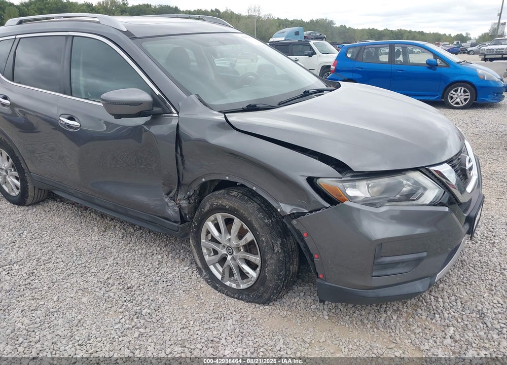 2017 NISSAN ROGUE VIN: 5N1AT2MV2HC730575