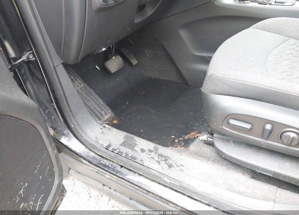 2023 CHEVROLET EQUINOX VIN: 3GNAXUEGXPL220571