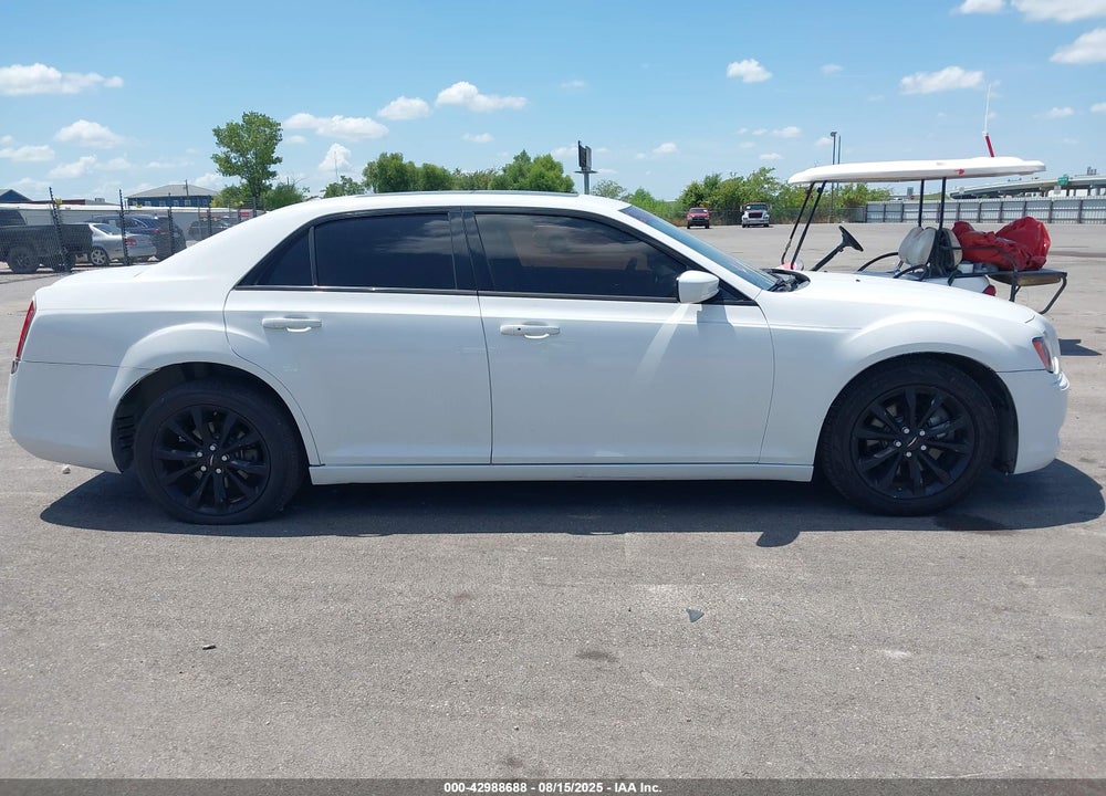2014 CHRYSLER 300 VIN: 2C3CCAGG9EH287780