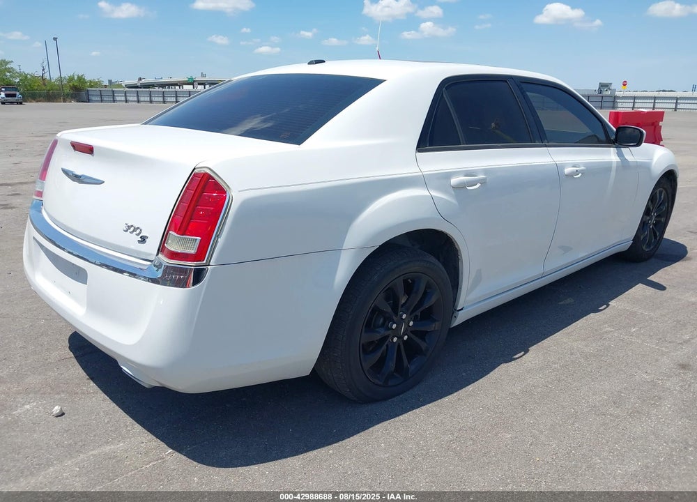2014 CHRYSLER 300 VIN: 2C3CCAGG9EH287780