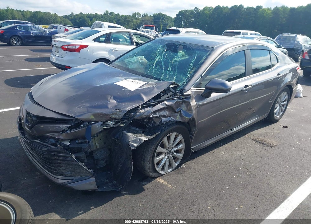 2018 TOYOTA CAMRY VIN: 4T1B11HK2JU030995
