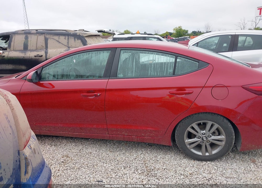 2018 HYUNDAI ELANTRA VIN: KMHD84LF9JU615461