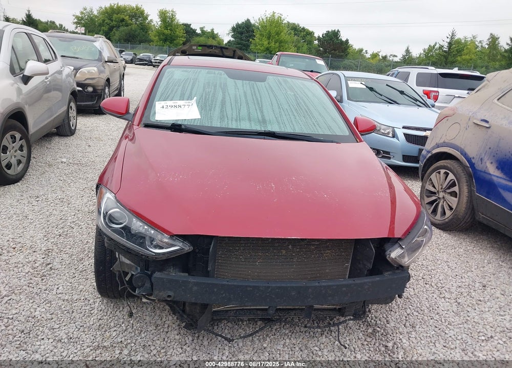 2018 HYUNDAI ELANTRA VIN: KMHD84LF9JU615461