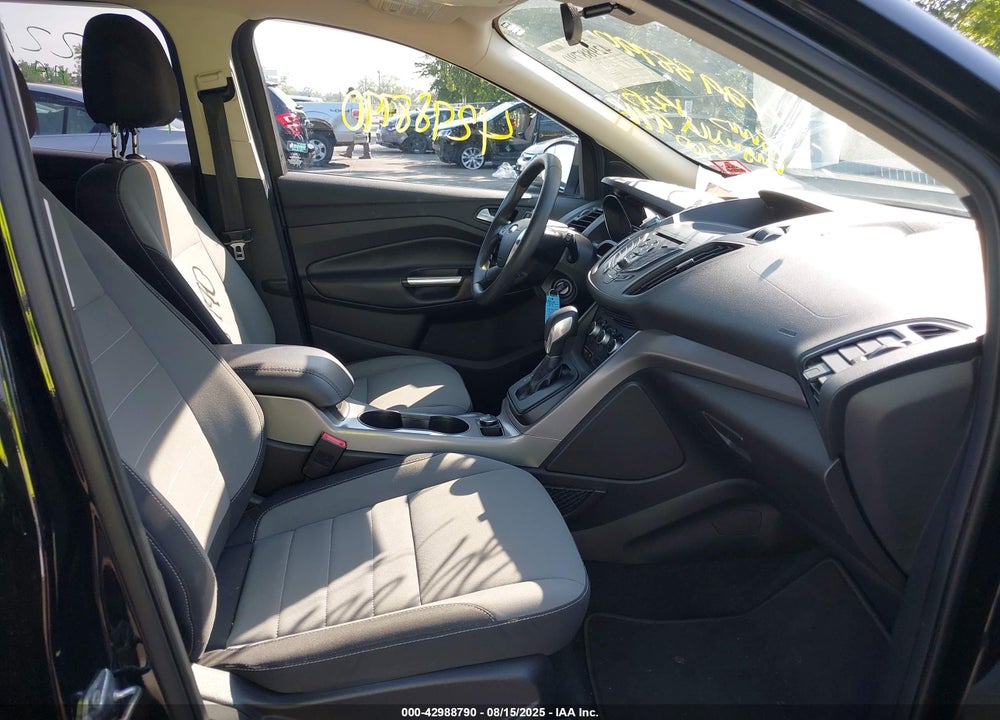 2016 FORD ESCAPE VIN: 1FMCU9GXXGUB28513