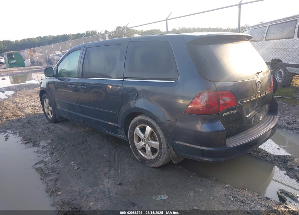 2009 VOLKSWAGEN ROUTAN SE VIN: 2V8HW34159R518330