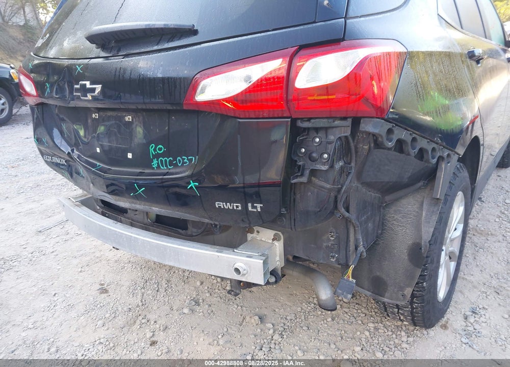 2021 CHEVROLET EQUINOX VIN: 2GNAXUEV4M6124014
