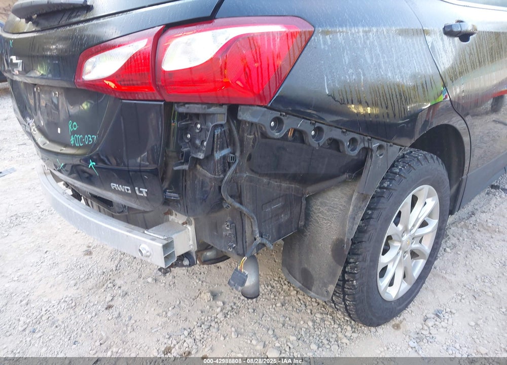 2021 CHEVROLET EQUINOX VIN: 2GNAXUEV4M6124014