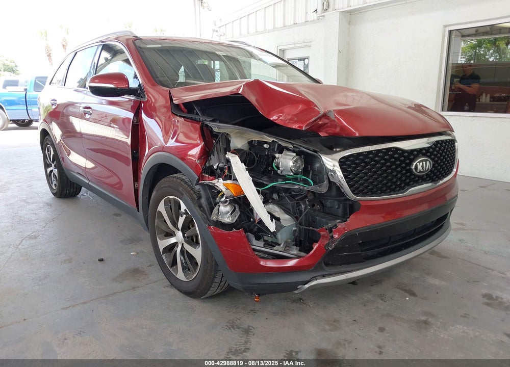 2018 KIA SORENTO 3.3L EX VIN: 5XYPH4A52JG392533