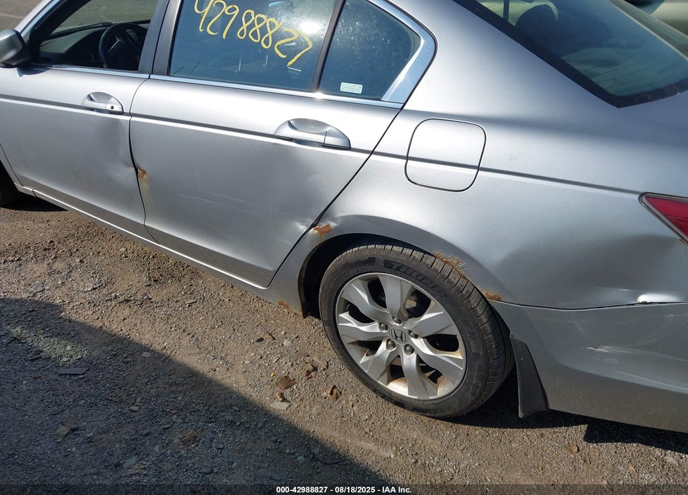 2008 HONDA ACCORD 2.4 EX-L VIN: 1HGCP26878A008850