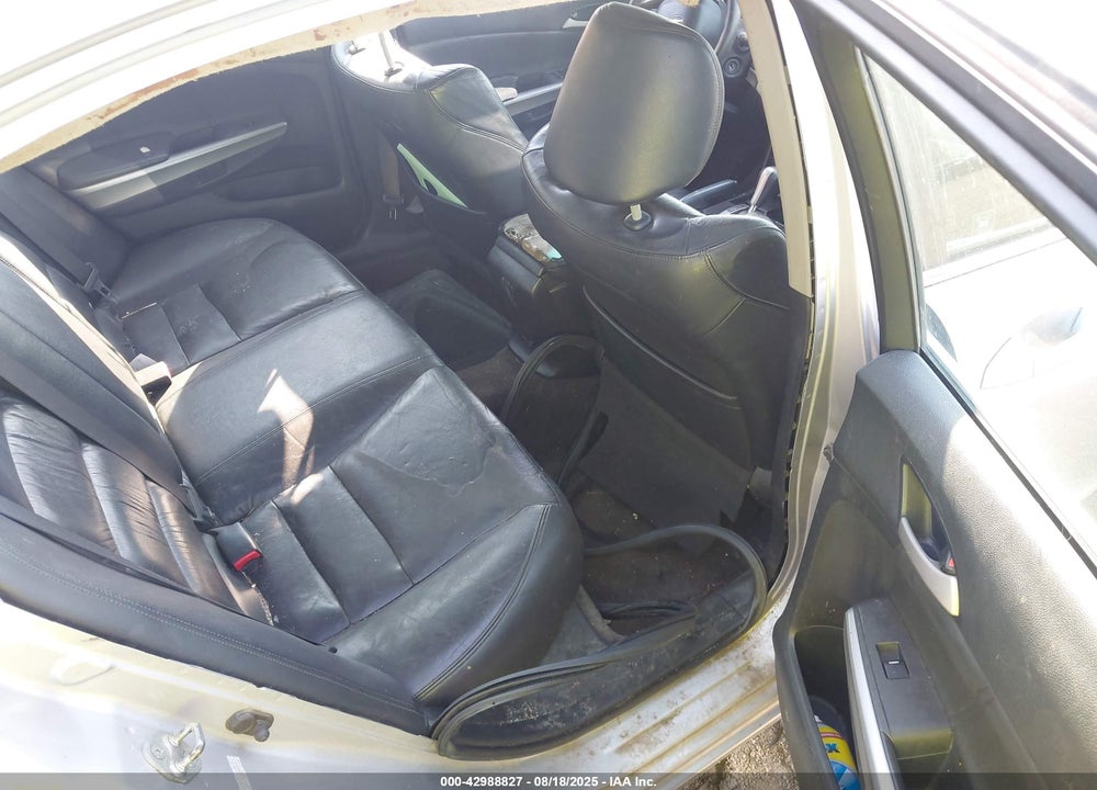2008 HONDA ACCORD 2.4 EX-L VIN: 1HGCP26878A008850