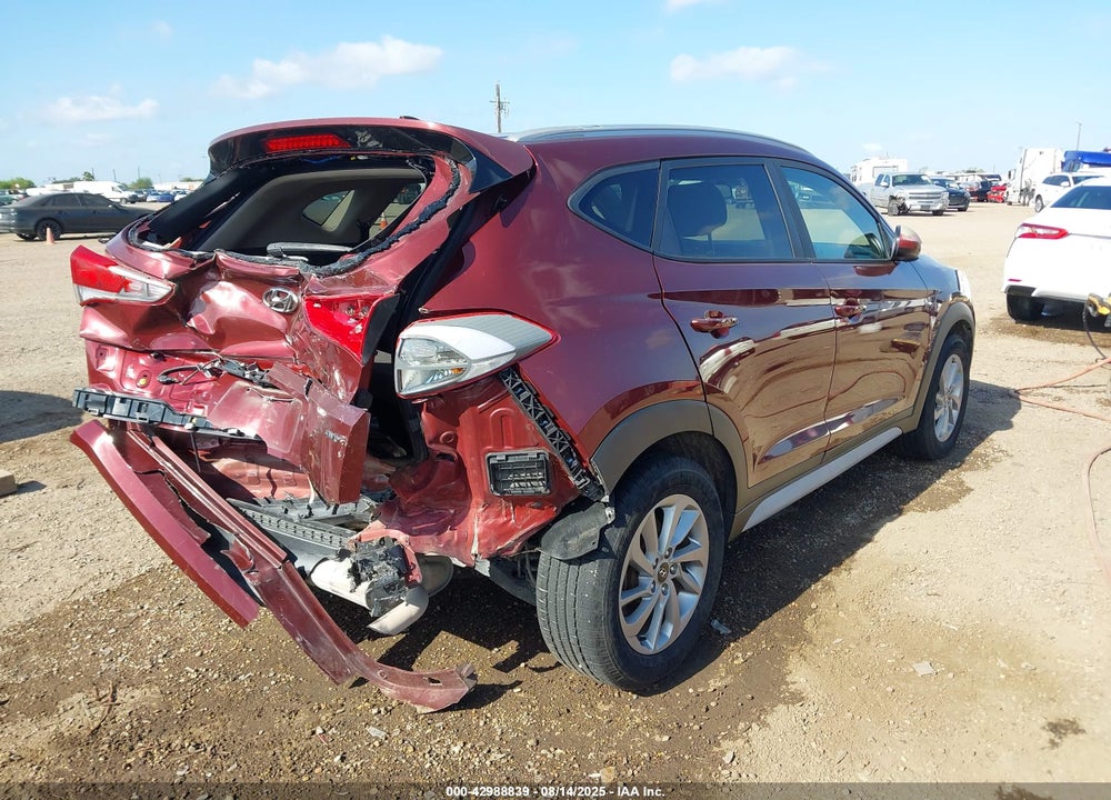 2018 HYUNDAI TUCSON VIN: KM8J3CA40JU637703