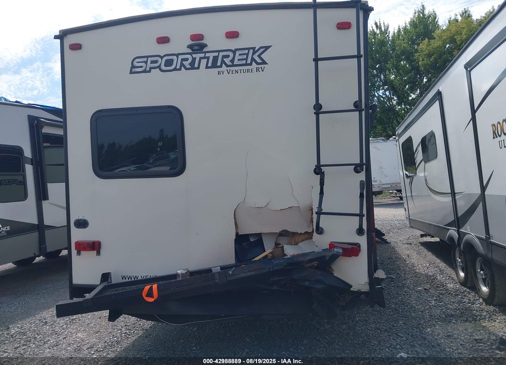 2017 VENTURE SPORT TREK VIN: 4EZT13220H8110326