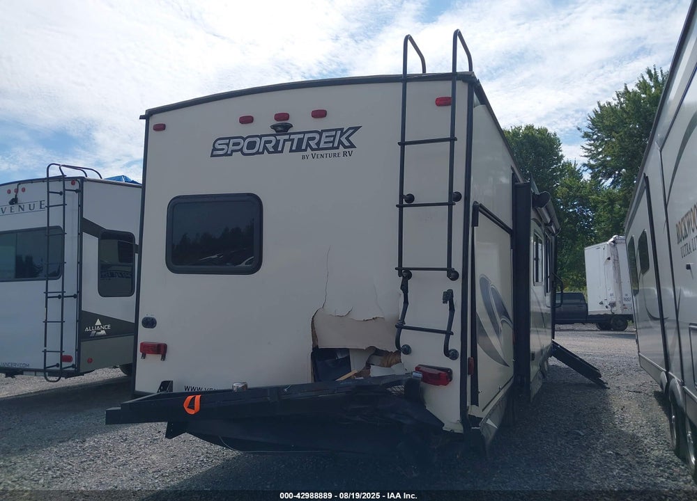 2017 VENTURE SPORT TREK VIN: 4EZT13220H8110326