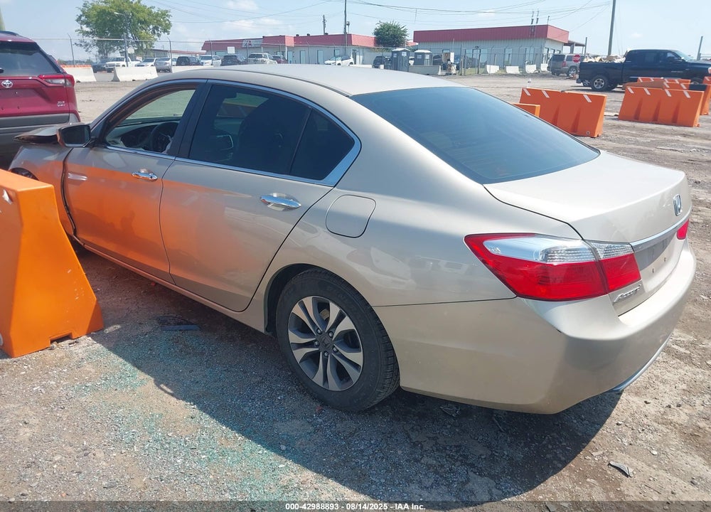 2013 HONDA ACCORD VIN: 1HGCR2F32DA242063