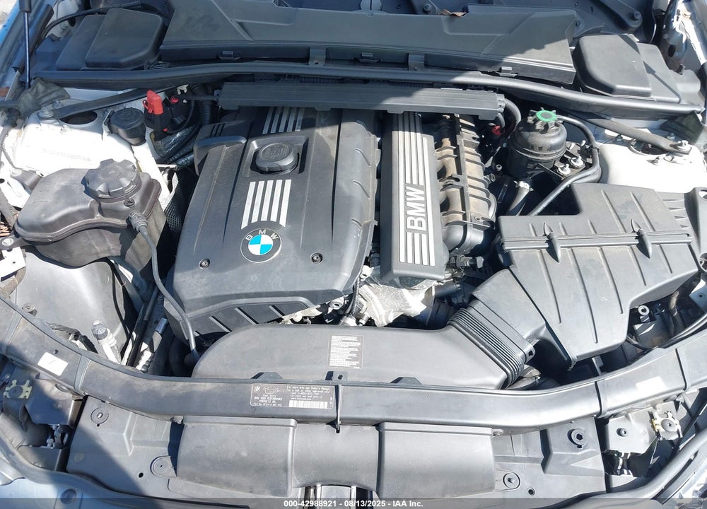 2011 BMW 3 SERIES VIN: WBAPH7C5XBE677714