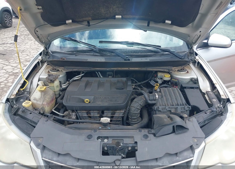 2010 CHRYSLER SEBRING VIN: 1C3CC5FB5AN225937