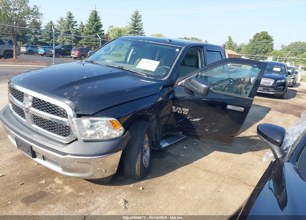 2015 RAM 1500 VIN: 3C6RR7KT9FG567512