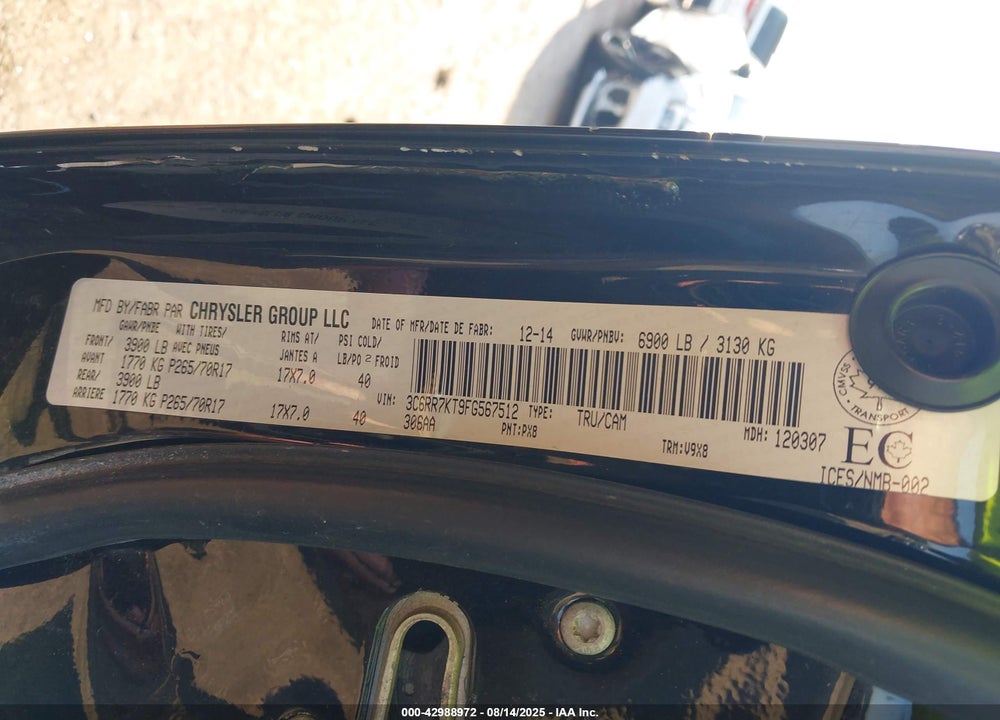 2015 RAM 1500 VIN: 3C6RR7KT9FG567512
