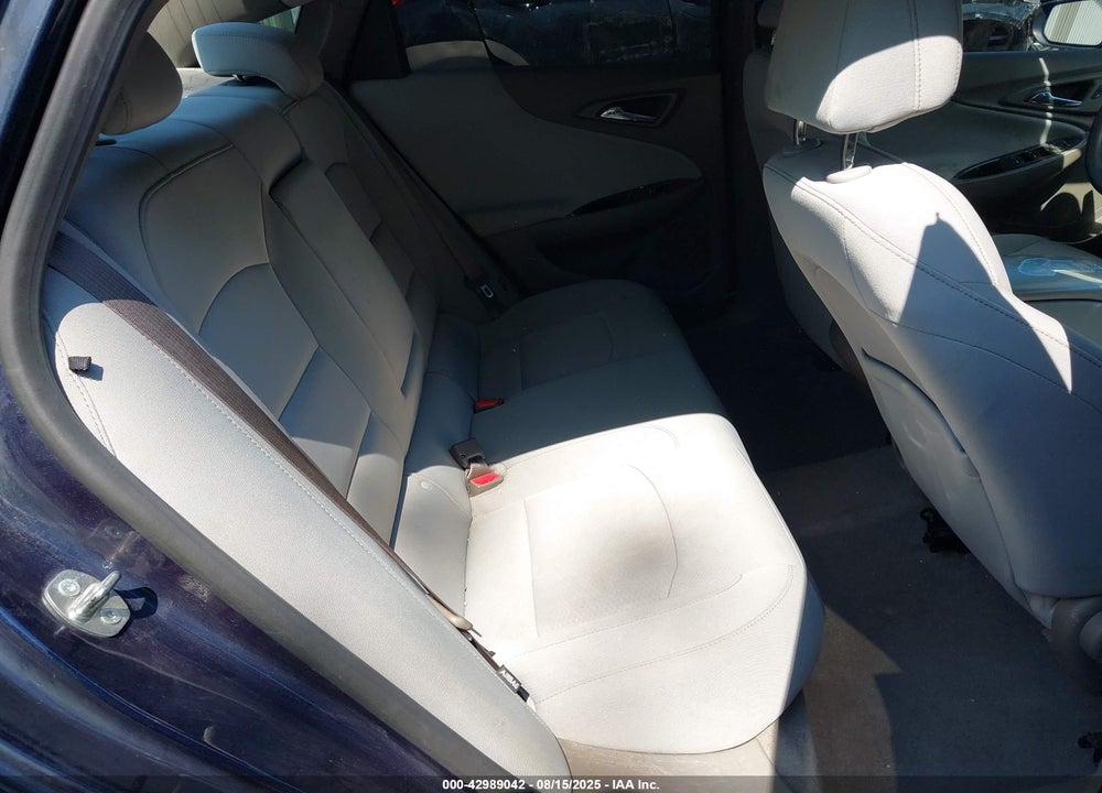 2016 CHEVROLET MALIBU VIN: 1G1ZC5ST9GF208154