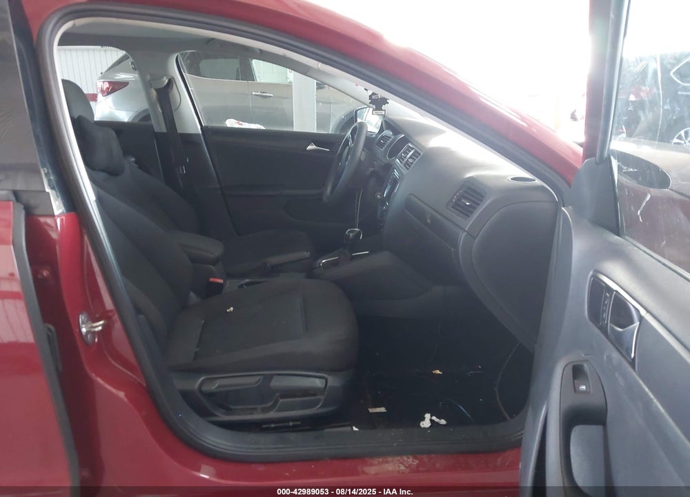 2016 VOLKSWAGEN JETTA VIN: 3VW267AJ3GM273316