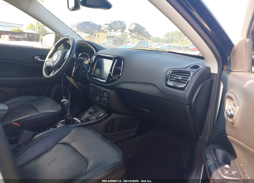 2019 JEEP COMPASS VIN: 3C4NJDCB4KT666601
