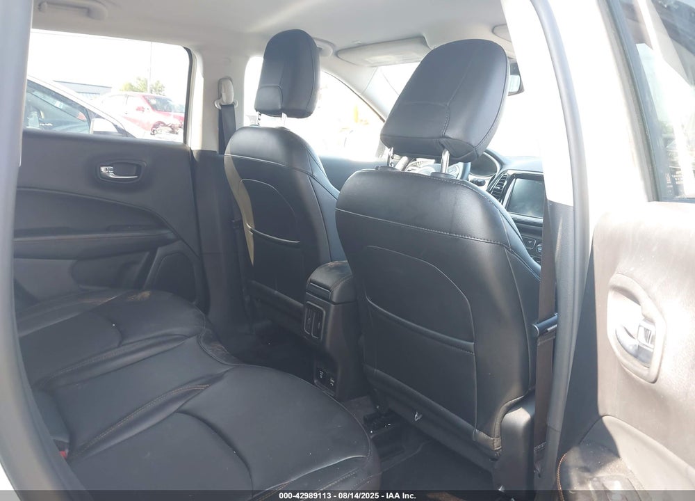 2019 JEEP COMPASS VIN: 3C4NJDCB4KT666601