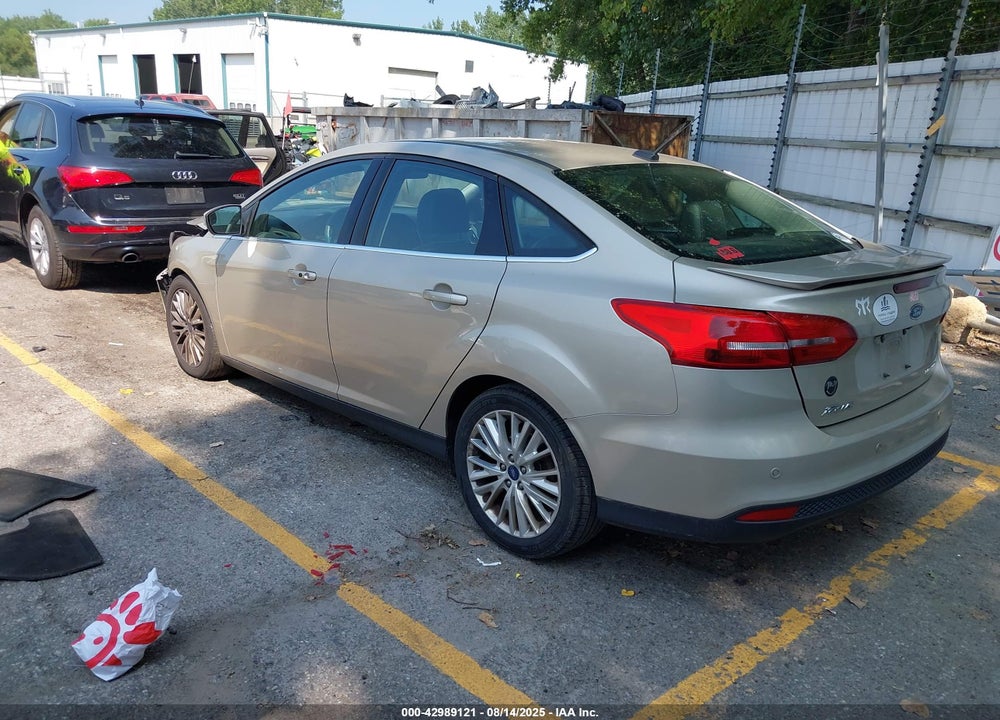 2017 FORD FOCUS TITANIUM VIN: 1FADP3J28HL331830