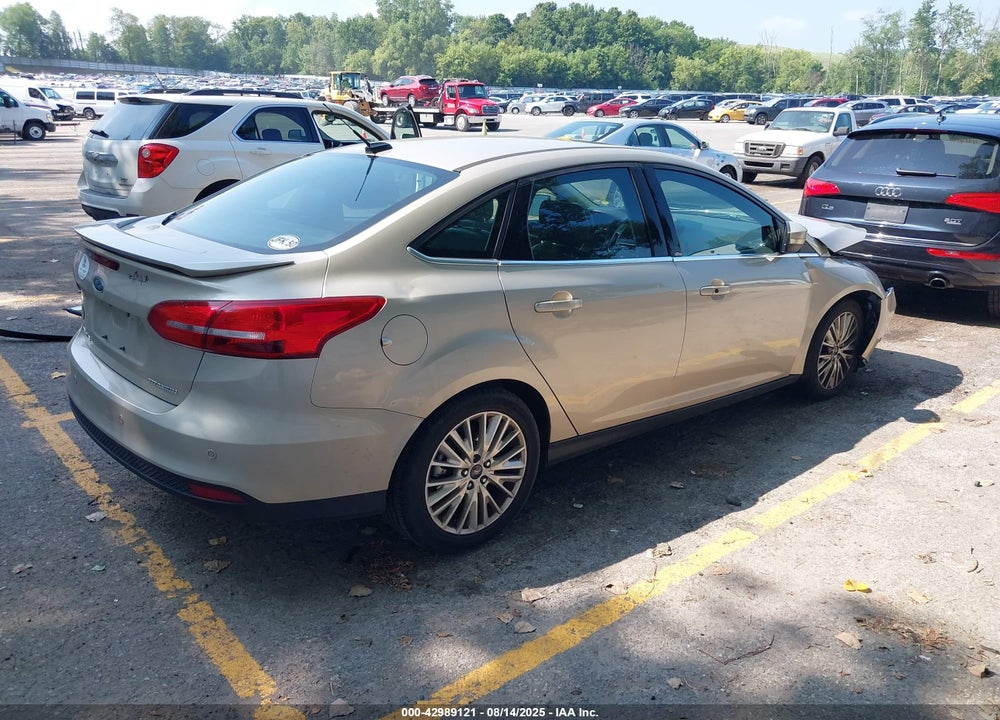 2017 FORD FOCUS TITANIUM VIN: 1FADP3J28HL331830