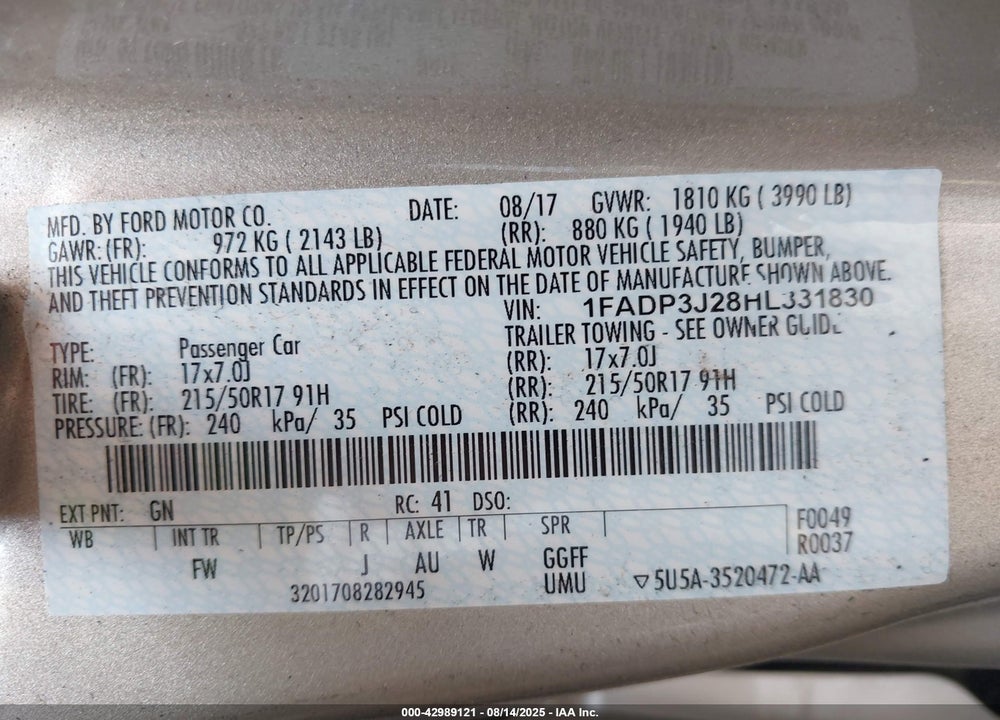 2017 FORD FOCUS TITANIUM VIN: 1FADP3J28HL331830