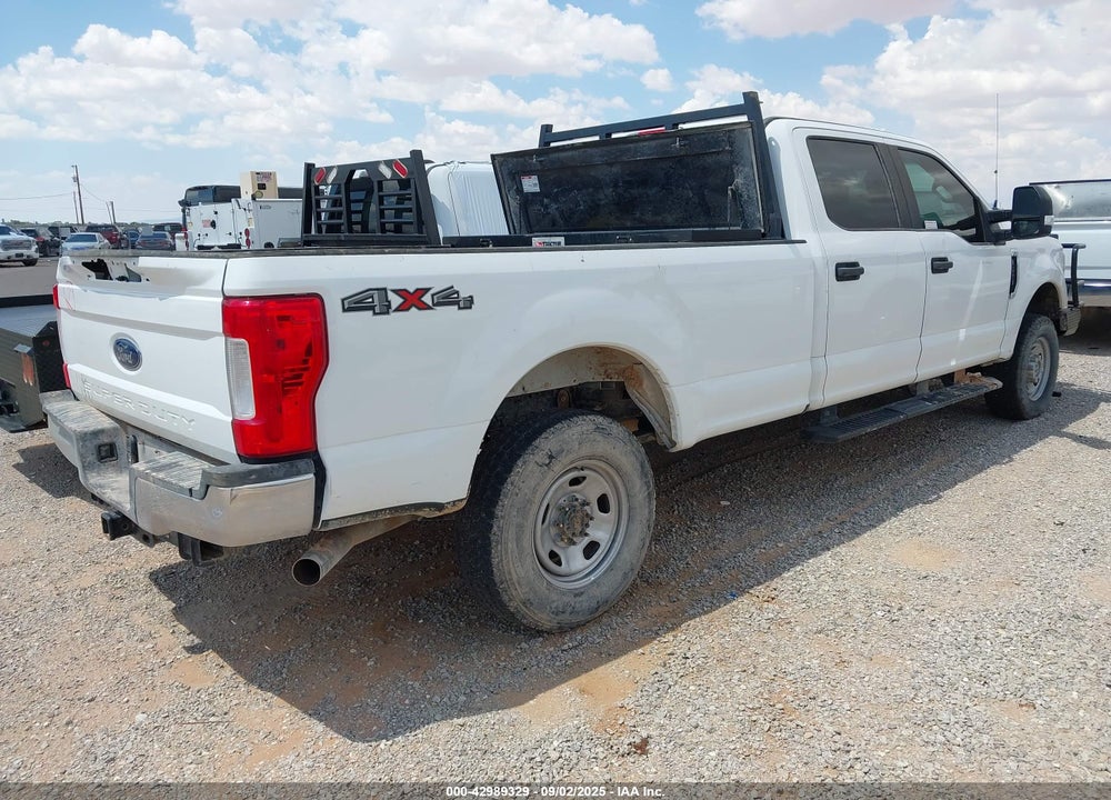 2018 FORD F-250 VIN: 1FT7W2B67JED00262