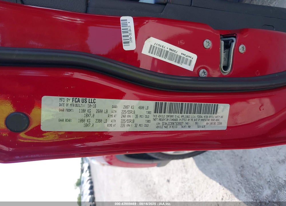2019 JEEP COMPASS VIN: 3C4NJDCB9KT639927