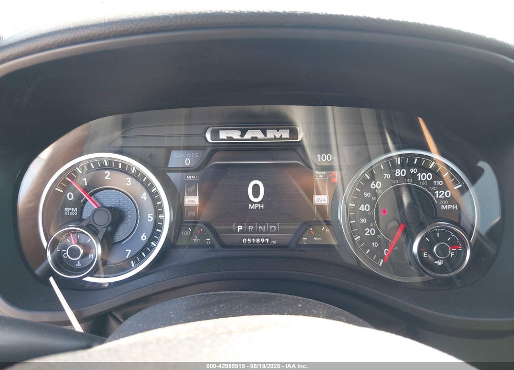 2022 RAM 1500 VIN: 1C6RREBG3NN276579